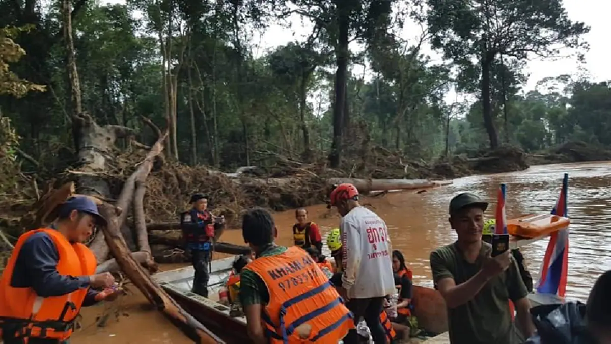 เปิดปฏิบัติการ15ชม.ช่วย14ชีวิต...กู้ภัยไทยทำได้เพื่อพี่น้องลาว!?! ภารกิจค้นหาผู้สูญหายไม่ได้กินอาหาร3วัน (คลิป)