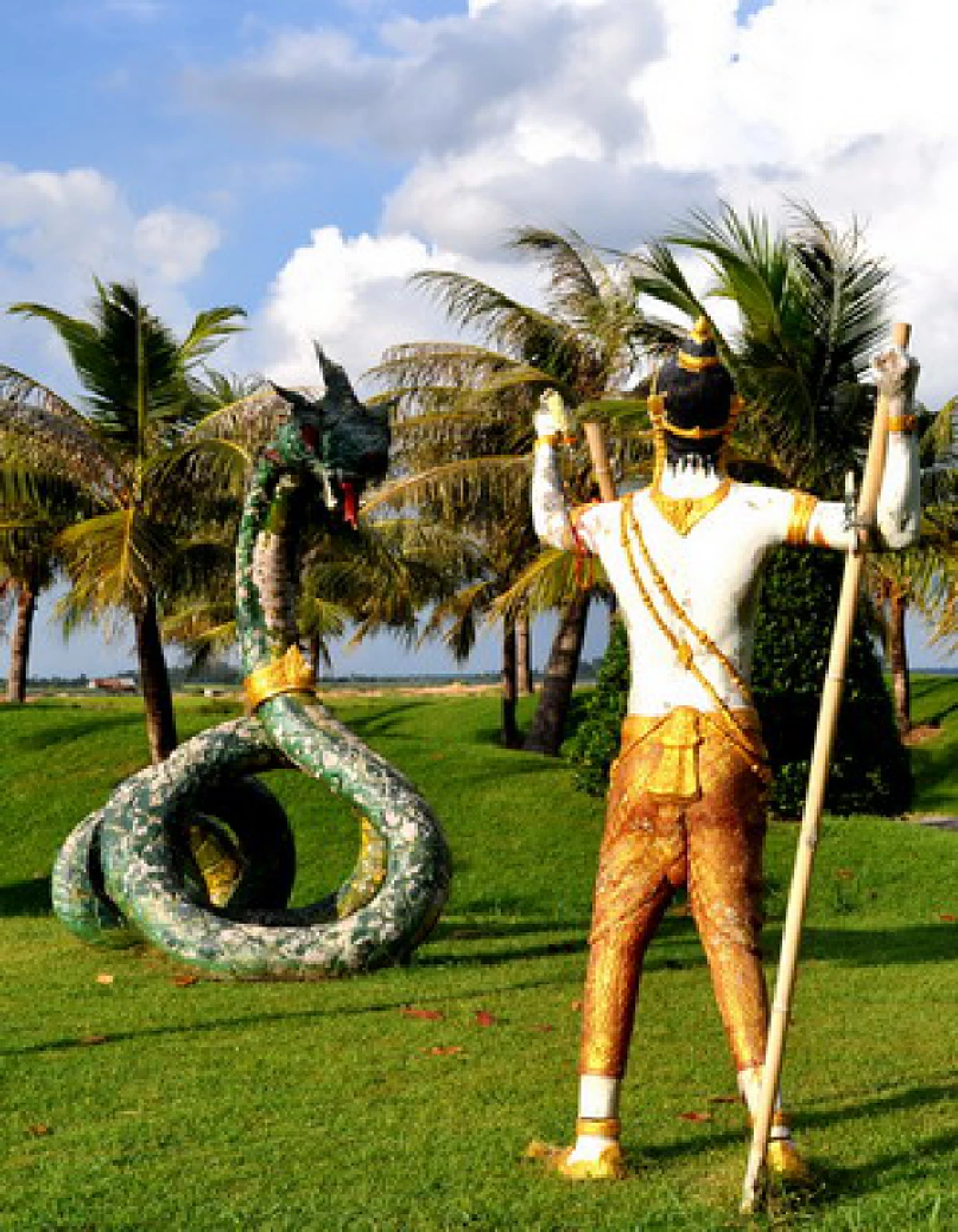 รูปปั้นผาแดงนางไอ่