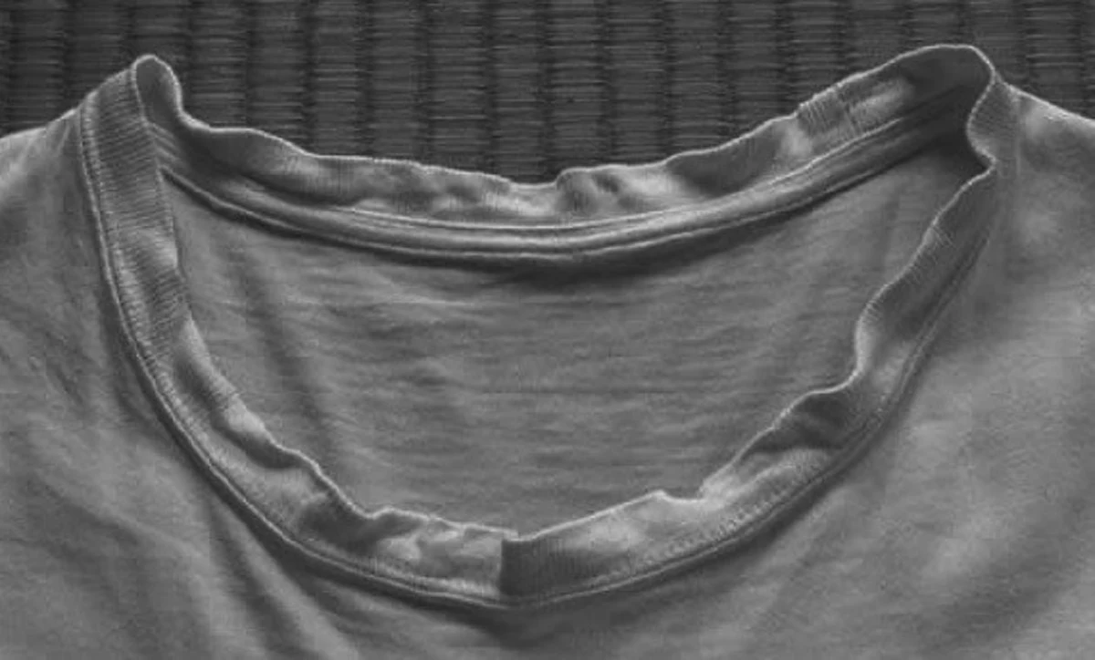 เด็ดสุด แก้เสื้อ "คอย้วย" ด้วยหนังยาง เพียงเส้นเดียว ทรงสวย แม้ซักด้วยเครื่อง ได้ผล100%