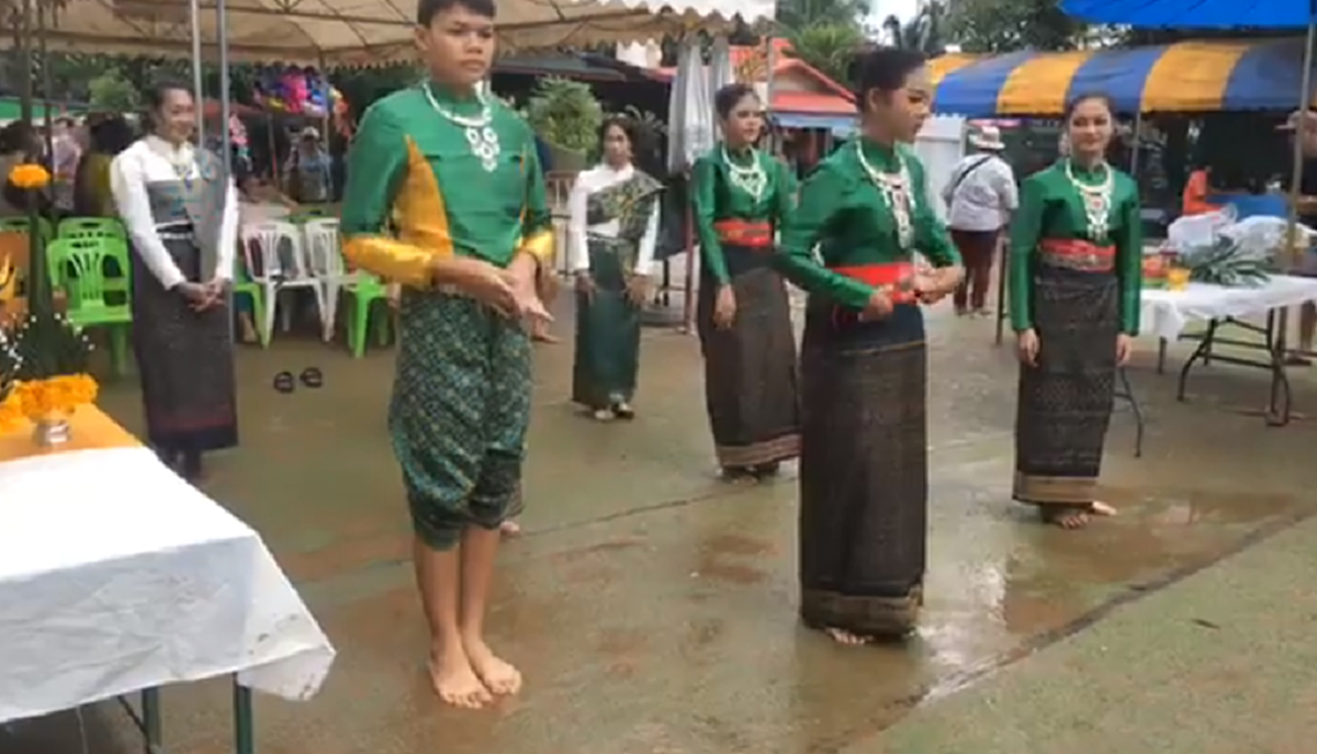 ส่องกันให้ไว! เลขเด็ดขันน้ำมนต์ ลาภผลจากเมืองบาดาล ในพิธีบวงสรวงปู่ย่า วังนาคินทร์
