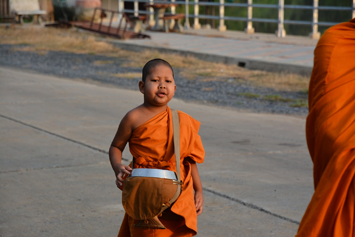 เปิดคลิป สามเณรน้อยสุดน่ารัก ซึ้งในรสพระธรรม ให้พรญาติโยมคล่องแคล่ว ก่อนลั่นอยากจะบวชตลอดชีวิต ไม่ยอมสึก