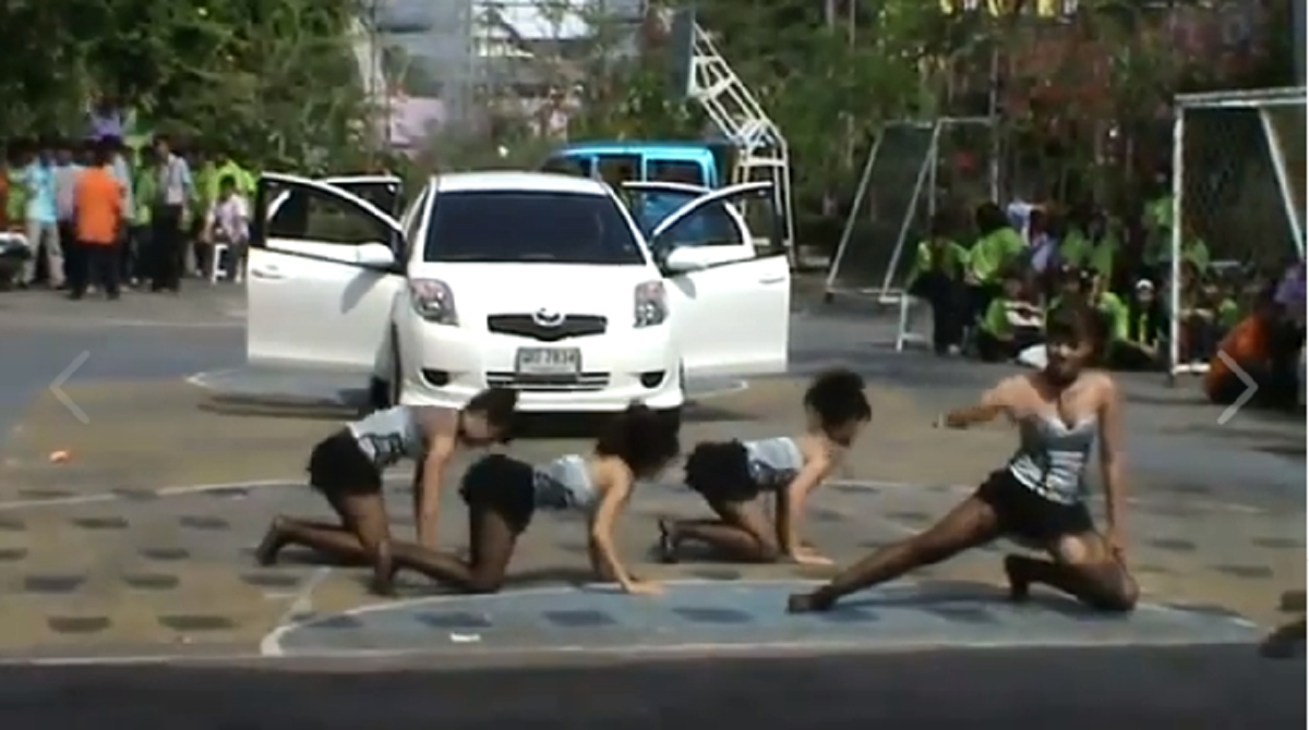 วงการลีดต้องสะเทือน !! "เชียร์ลีดเดอร์" ที่ปังที่สุดในตอนนี้! มีเพลงเป็นเอกลักษณ์ไม่เหมือนใคร! ทำเอาคนแห่ดูเป็นแสน..หัวเราะกรามค้างกันทั้งโซ