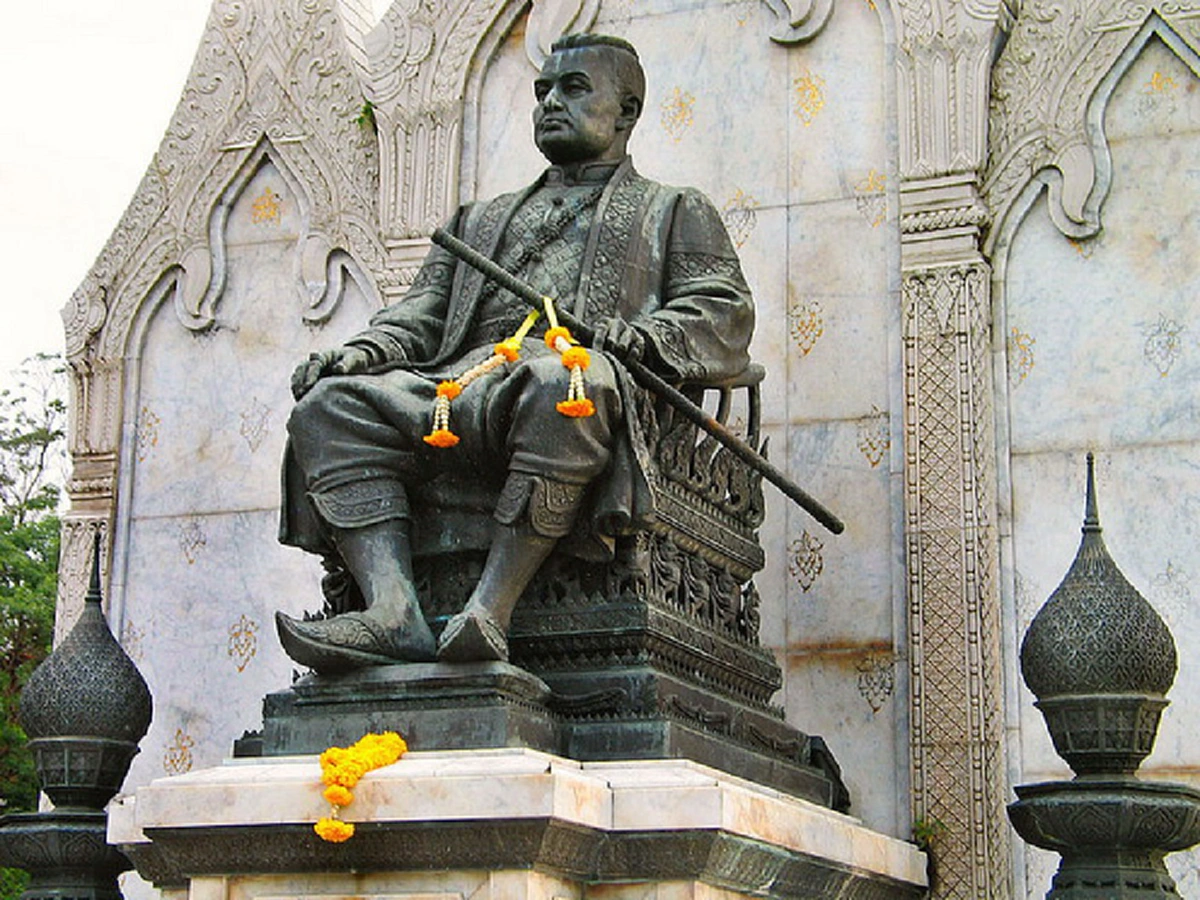 เงินถุงแดง ทุนสำรองของแผ่นดิน สายพระเนตรอันกว้างไกลของ รัชกาลที่ 3