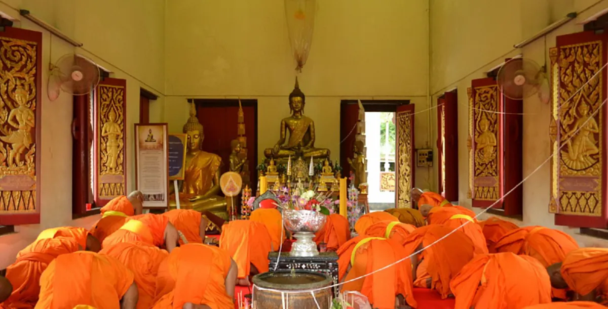 ของใช้จำเป็น 4 อย่าง ถวายช่วงเข้าพรรษา พระท่านได้ใช้จริง อานิสงส์แรง ชีวิตรุ่งเรืองทุกด้าน