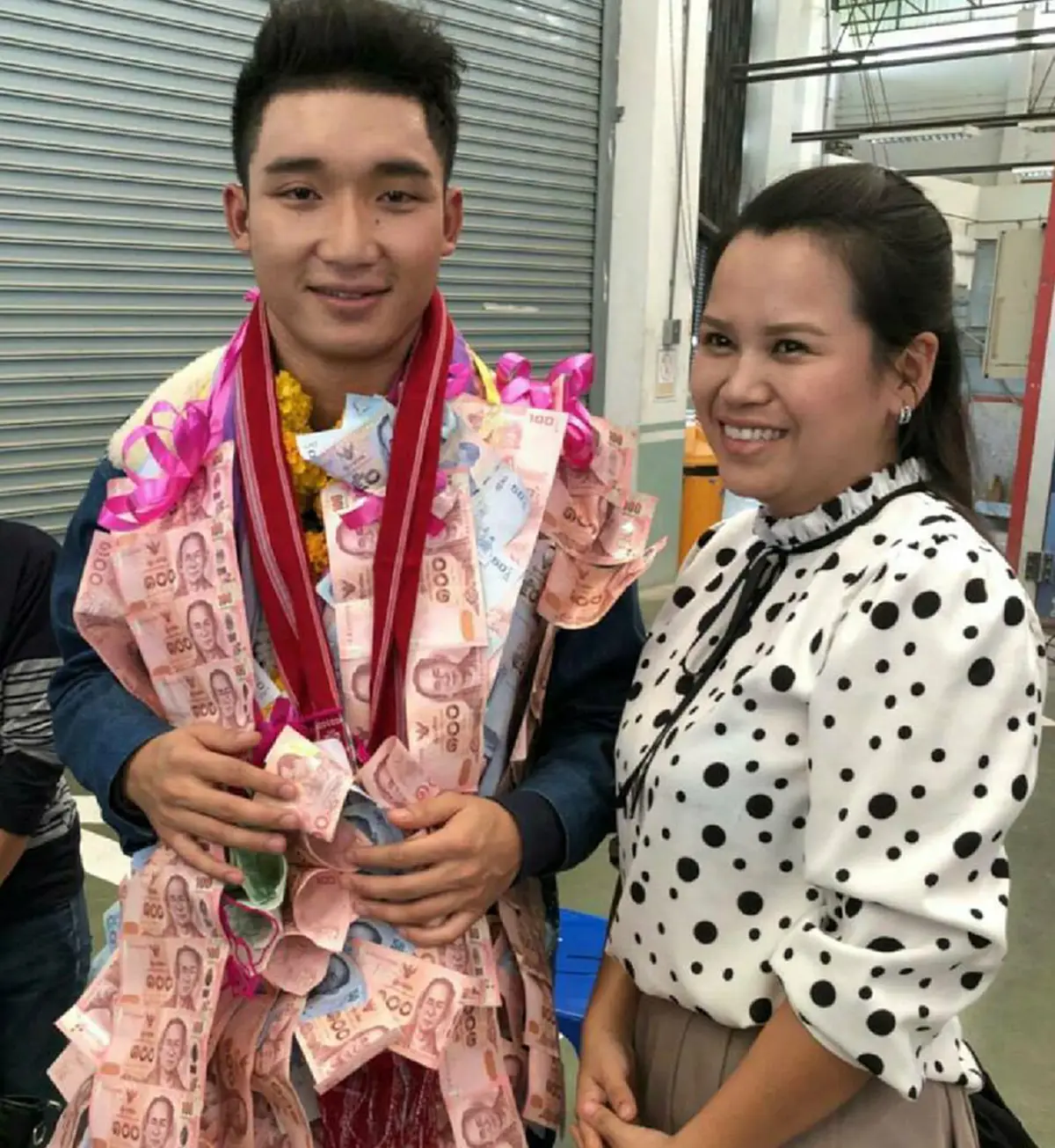 คนเก่ง..ใจกตัญญู!! ส่องชีวิตล่าสุด "นัน อนันต์" ไมค์ทองคำ 6 เดินสายรับงาน เอ่ยซึ้งยอมเหนื่อยทุกวันนี้เพื่ออะไร?