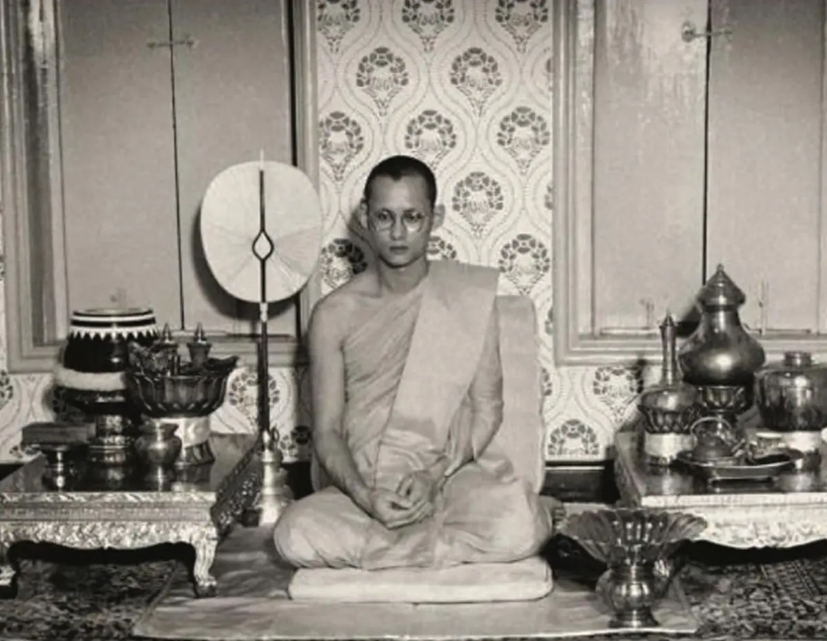 มหาราชแห่งราชวงศ์จักรี ผู้ทรงผนวชระหว่างครองราชย์