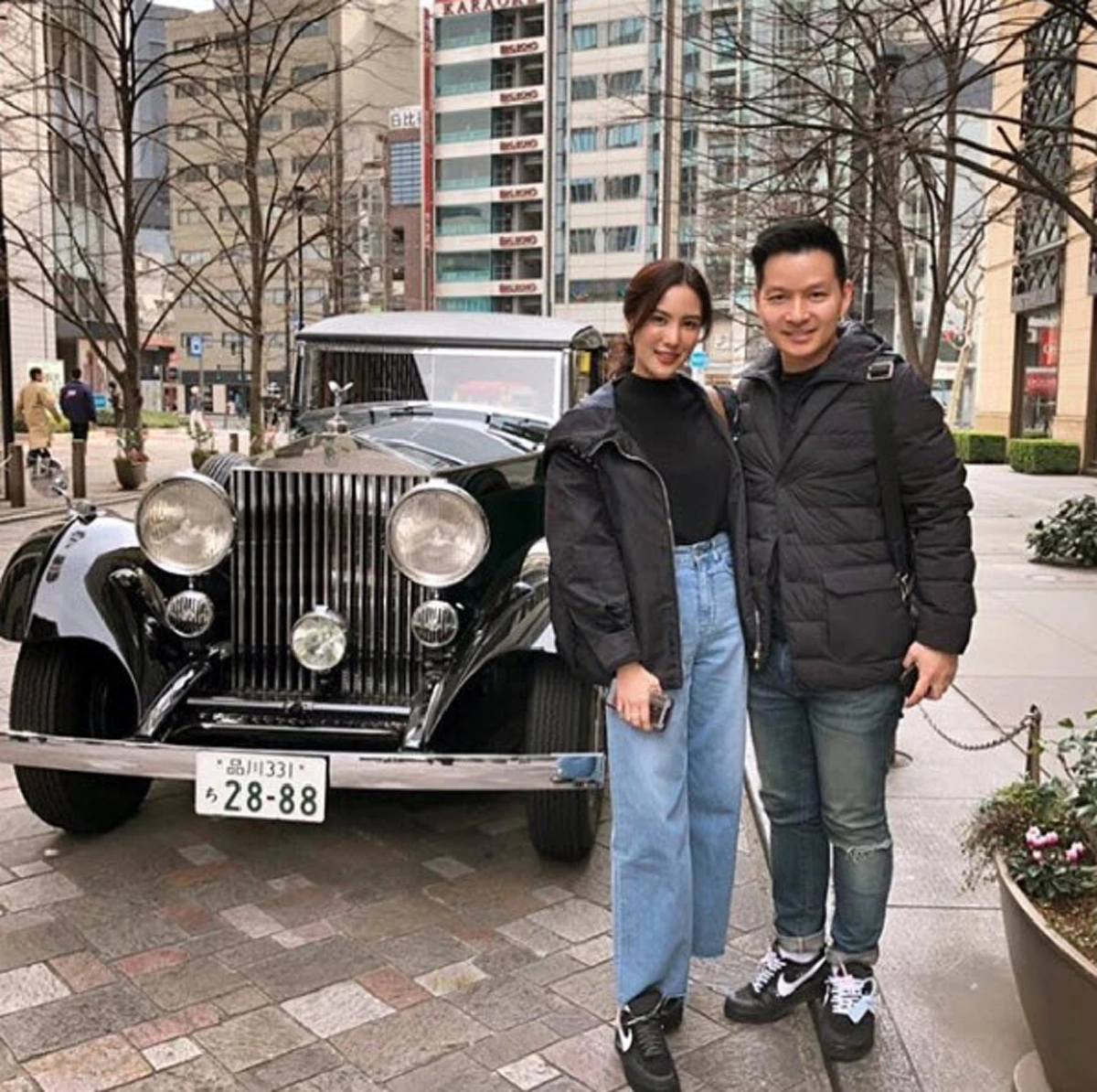 เอ วราวุธ