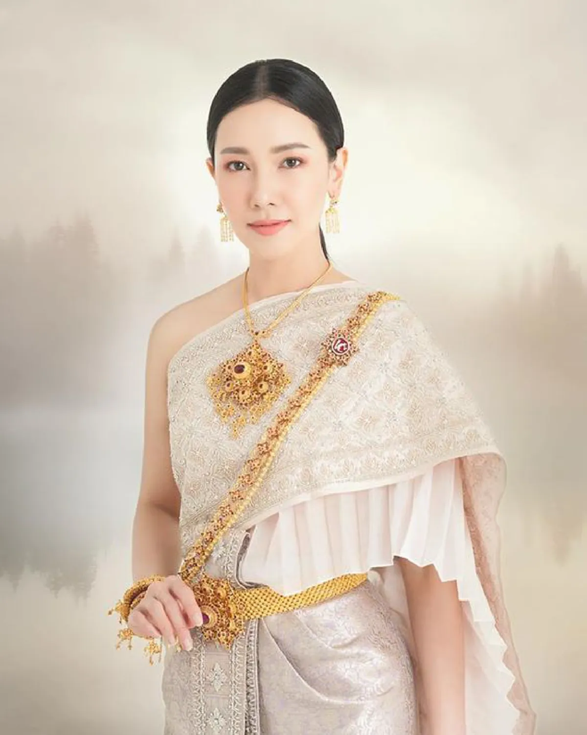 นุ่น วรนุช