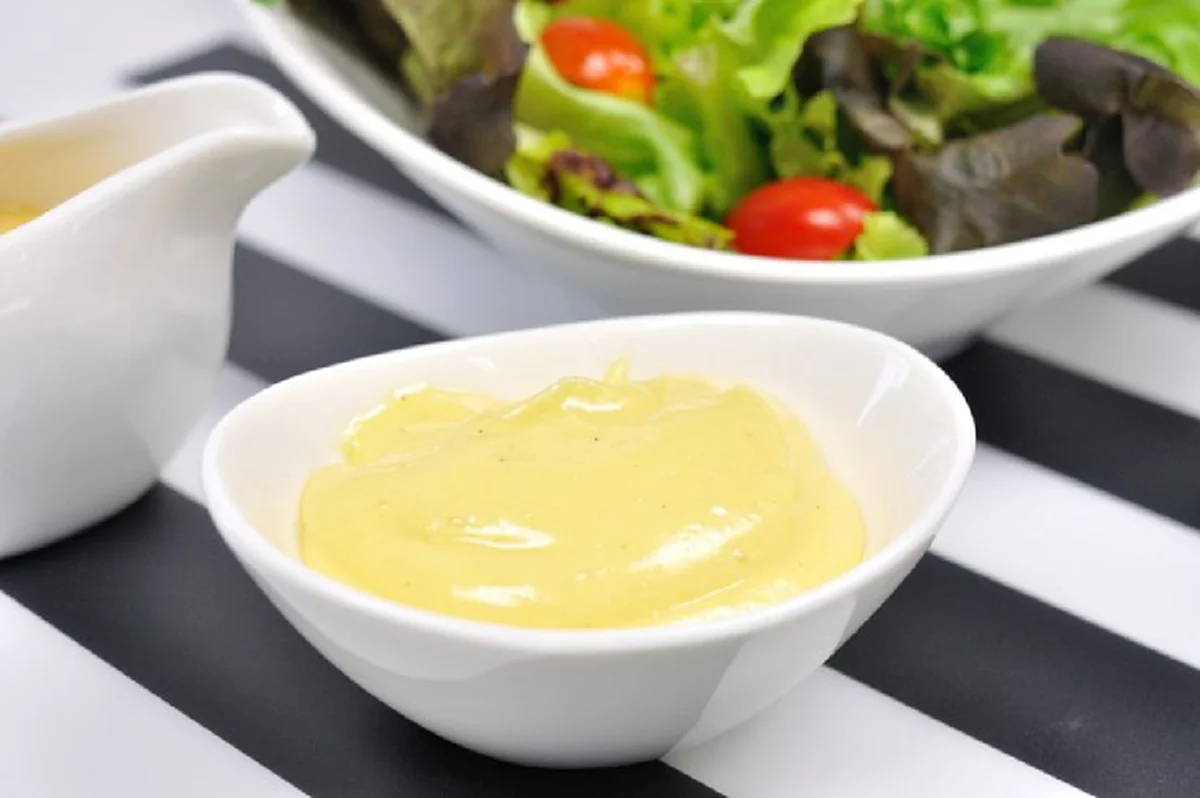 10 วิธีทำน้ำสลัด เข้มข้น กล่มกล่อม อร่อยมาก