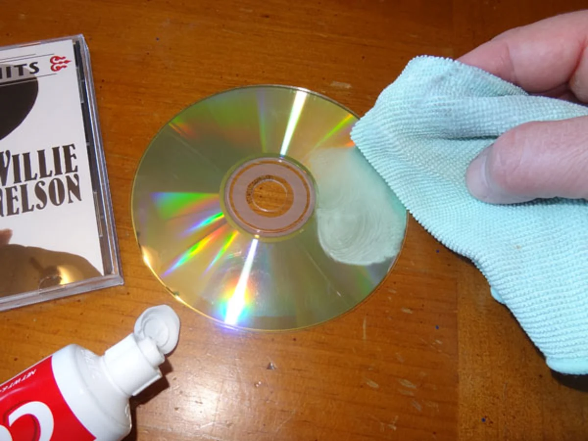 เเชร์เก็บไว้เลย!! 15 วิธีใช้ยาสีฟันให้เป็นประโยชน์ ไม่ลองทำตาม ถือว่าพลาดอย่างแรง