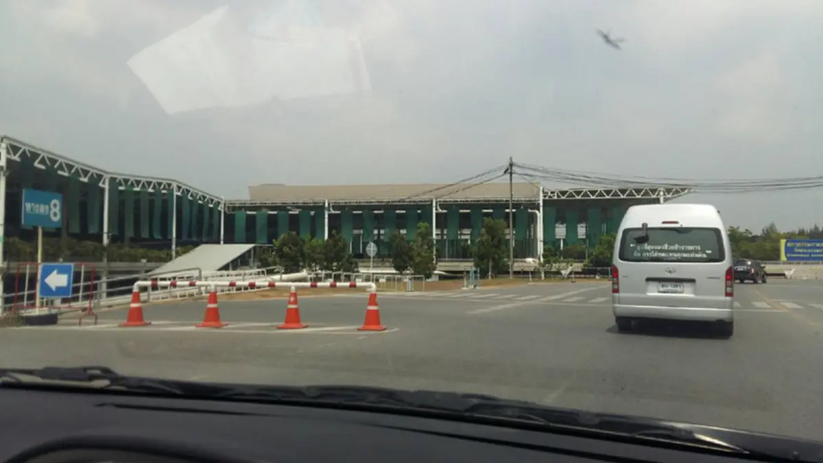 ค้นวัดอีกรอบ!!! "ดีเอสไอ" พร้อมเจ้าหน้าที่ เข้าวัดพระธรรมกาย หลังพบความผิดปกติ (รายละเอียด)