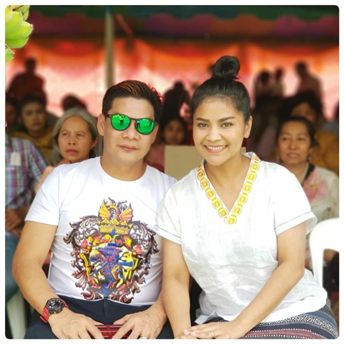 ล้วงลึกชีวิตคู่!!! "นุ้ย เชิญยิ้ม" เบื้องหน้าโดนแซ็วเป็นตลกเจ้าชู้ แต่ความจริงพลิกล็อคสุดๆ ถึงขั้นงัดหลักฐานเด็ดมาโชว์ ผมรักเมียยิ่งชีพ!?