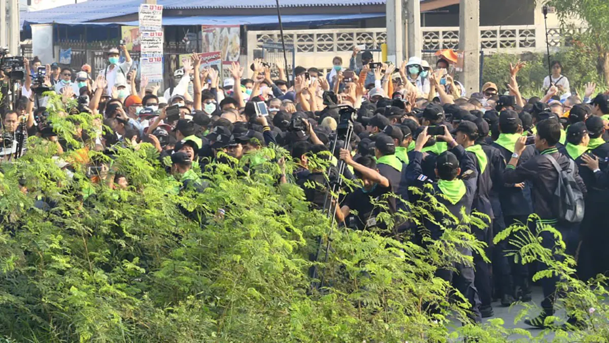 มุสา บาปนะหลวงพี่!! ต่อไปพฤติกรรมแบบนี้จะเป็นบุคคลที่ 3 เท่านั้นไม่ใช่ศิษย์วัดพระธรรมกาย หลังโซเชียลแชร์ว่อนหัวโล้นห่มเหลืองสุดเถื่อน!!