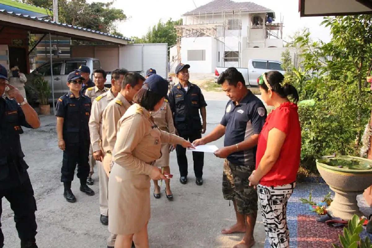 ชี้แจงด่วน!! ครู-ผู้ปกครอง ยืนยันตรงกัน กลุ่มนักเรียนไม่ได้หนีเรียน-มั่วสุม ช่วงวาเลนไทน์  แค่ไปทำกิจกรรมกับเพื่อนหลังเลิกเรียน!!