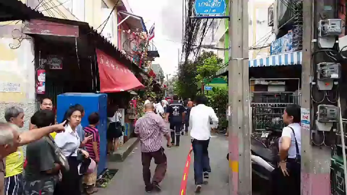 หนีตาย! ไฟไหม้ชุมชนวัดบางไส้ไก่ ชาวบ้านเจ็บเล็กน้อย ไม่มีคนเสียชีวิต (คลิป)