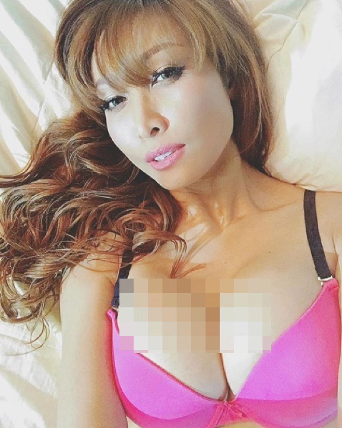 #หลีกทางด่วนยานแม่มาเอง!! "ลูกตาล ชโลมจิต" โพสต์ท่าสุดแซ่บโชว์บั้นท้ายกลมกลึง ปล่อยของโกยเรตติ้ง ในวัย 47 กะรัต !! (ชมภาพ) 