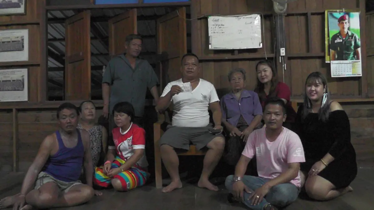 ชาวท่าตะโกดวงเฮง ถูกรางวัลที่ 1 ทั้งหมด 3 ราย รวมทั้งสิ้น 30 ล้านบาท