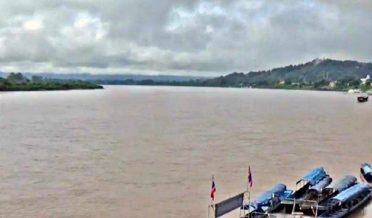 กรมอุตุฯเตือนประชาชนภาคเหนือ เตรียมรับมือพายุโซนร้อนวิภา ซึ่งอาจทำให้เกิดน้ำท่วมฉับพลัน น้ำป่าไหลหลากในพื้นที่เสี่ยงภัย