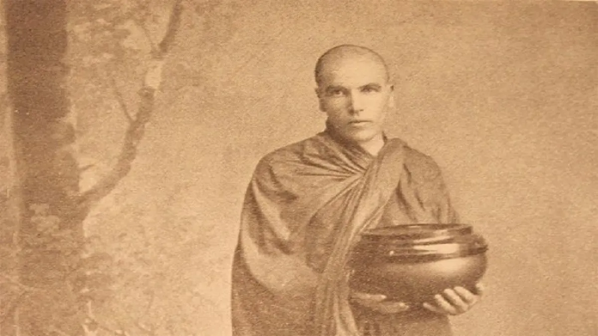 เผยโฉมหน้าฝรั่ง ๔ คนแรกของโลก ที่บวชอุทิศชีวิตให้พุทธศาสนา จนกลายมาเป็นผู้บุกเบิกตำนาน พระฝรั่ง