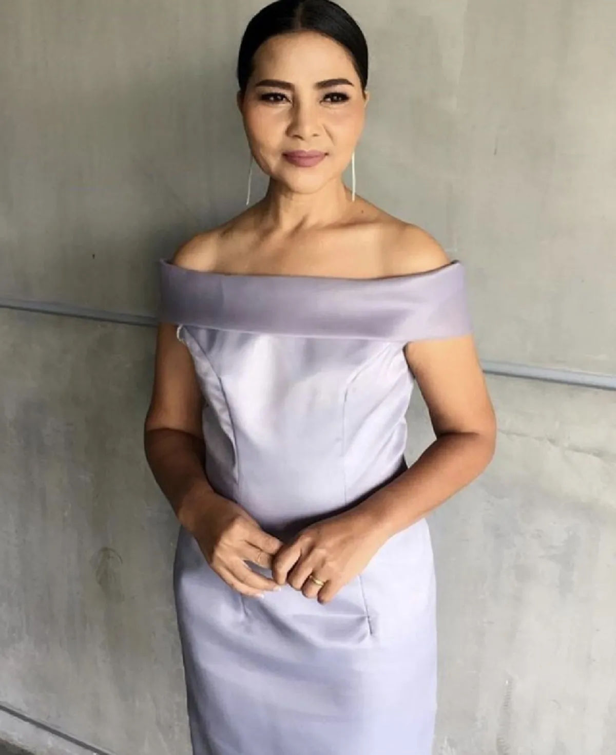 สุนารี เผยความสัมพันธ์ หลังลือมีปัญหา ฮาย อาภาพร ถึงขั้นตัดพี่ตัดน้อง