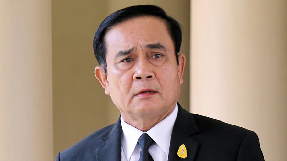 จตุพร เตือนกลุ่มนักศึกษาต้องไม่ก้าวล่วงสถาบันพระมหากษัตริย์ และฝากข้อความถึงบิ๊กตู่ควรรับฟังนักศึกษามากที่สุด