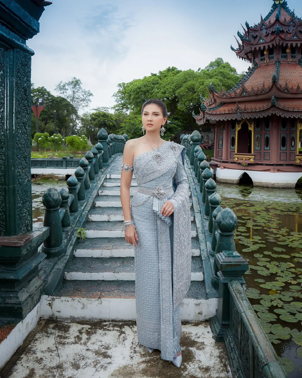 เปิดลุค แอน สิเรียมในชุดไทยสุดสง่างาม ทวงบัลลังก์นางเอกดังแห่งยุค