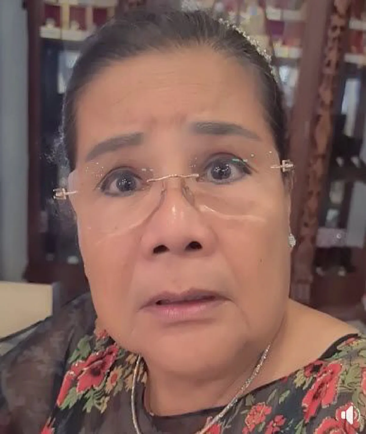 ลีน่า จัง ด่ากราดแรง แม่นก จันทนา ลั่นทำร้านแบบนี้มีแต่เจ๊ง อีกฝ่ายไม่ยอมโต้กลับเจ็บแสบ