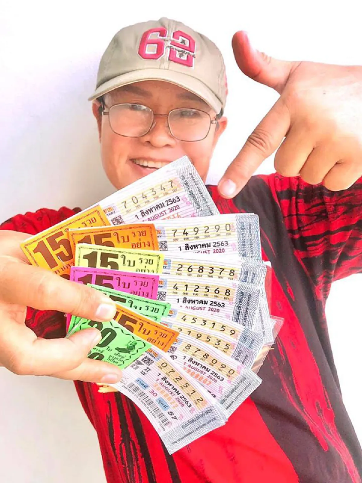 มาแล้วเลขเด็ด มนต์สิทธิ์ คำสร้อย งวด 1 สิงหาคมนี้