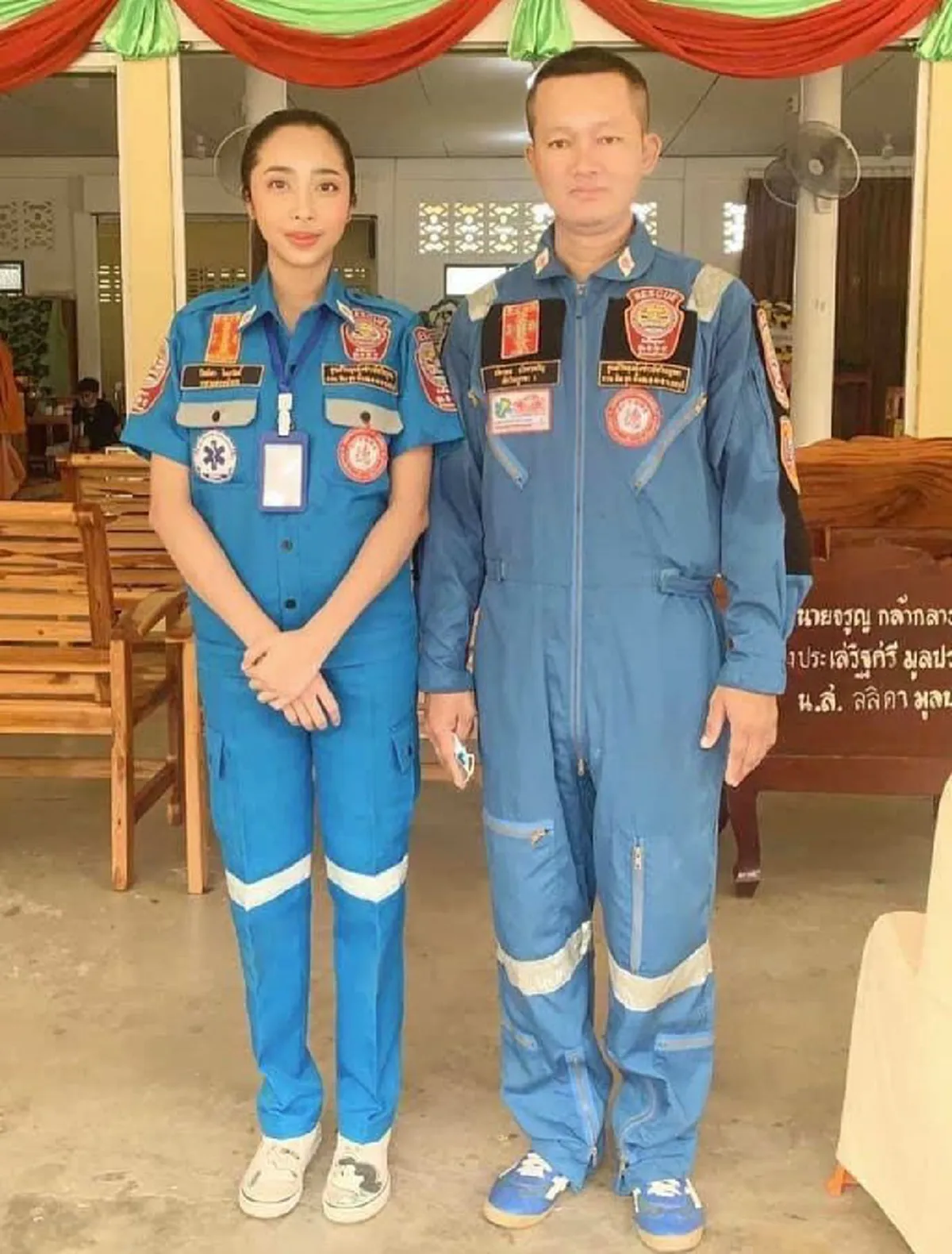 ชื่นชม สาวนักธุรกิจร้านทอง โปร์ไฟล์ดี ขออุทิศตน แต่งหน้าให้ร่างไร้วิญญาณ
