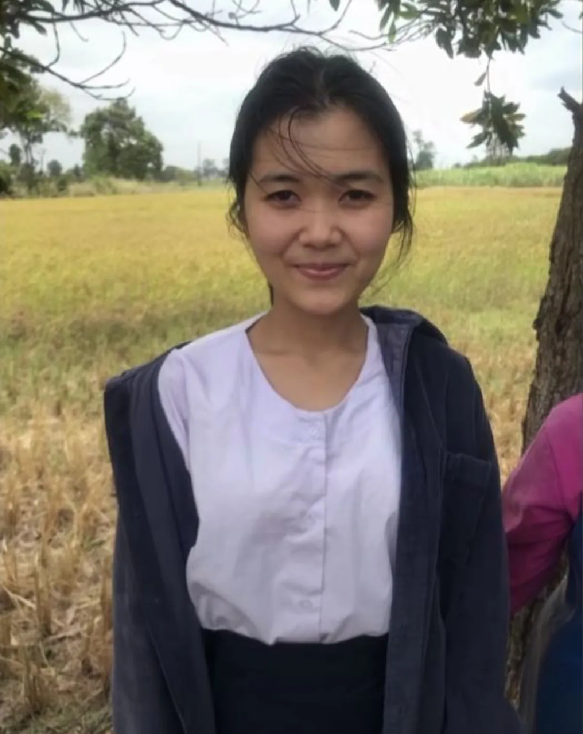 สาวป่วยซึมเศร้าหายปริศนา ญาติคาใจหอบเงินแสนถวายวัด พบรอยเท้าโผล่ใกล้ห้วย
