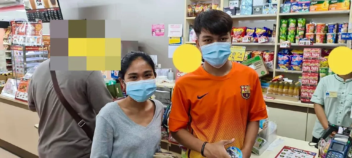 2วัยรุ่นชายหญิง จ่ายเงินซื้อของ อ่านใบเสร็จถึงกับสงสาร รีบกลับมาบอกพนักงาน