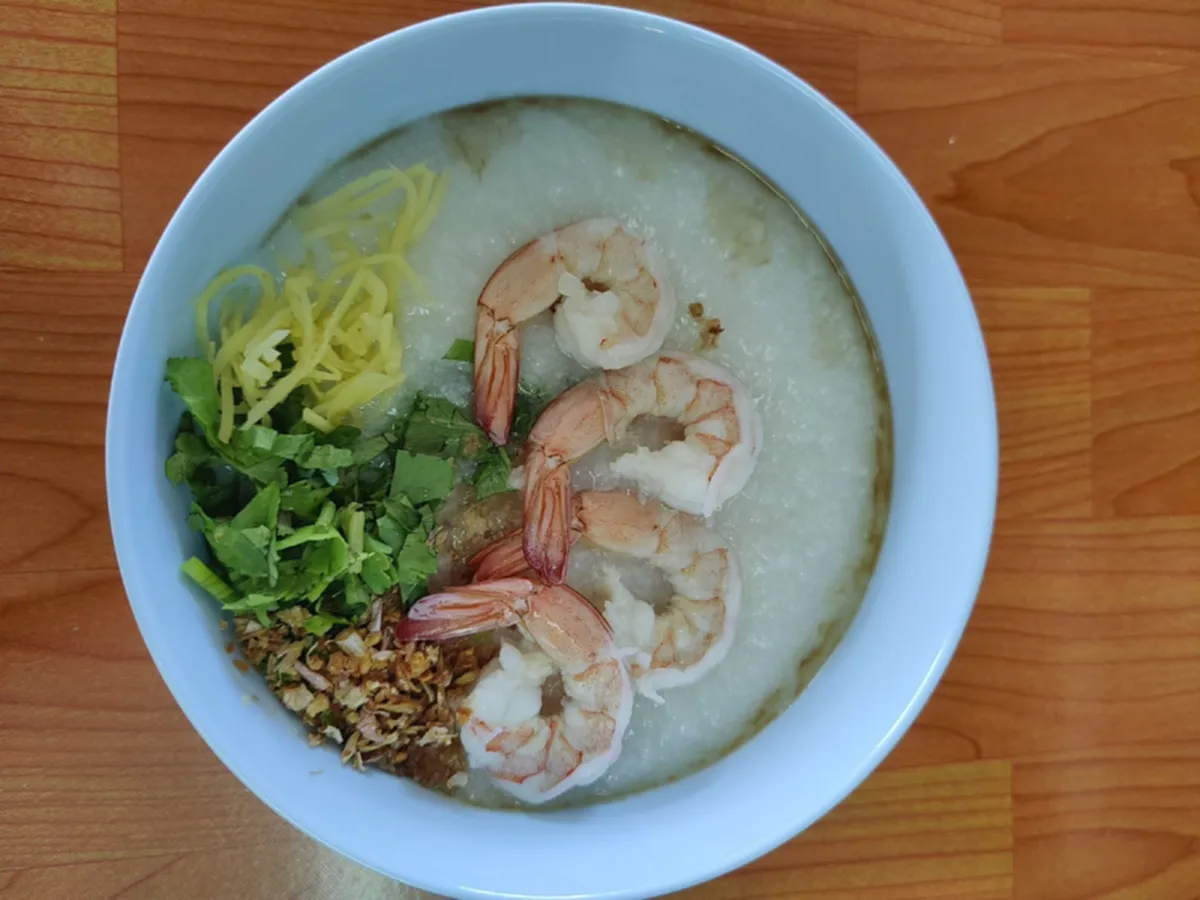 กราบน้ำใจอดีตหนุ่มขับแกร็บ ผันตัวสู่เจ้าของร้านอาหารใจบุญ ประกาศช่วยใครตกงานมากินฟรี