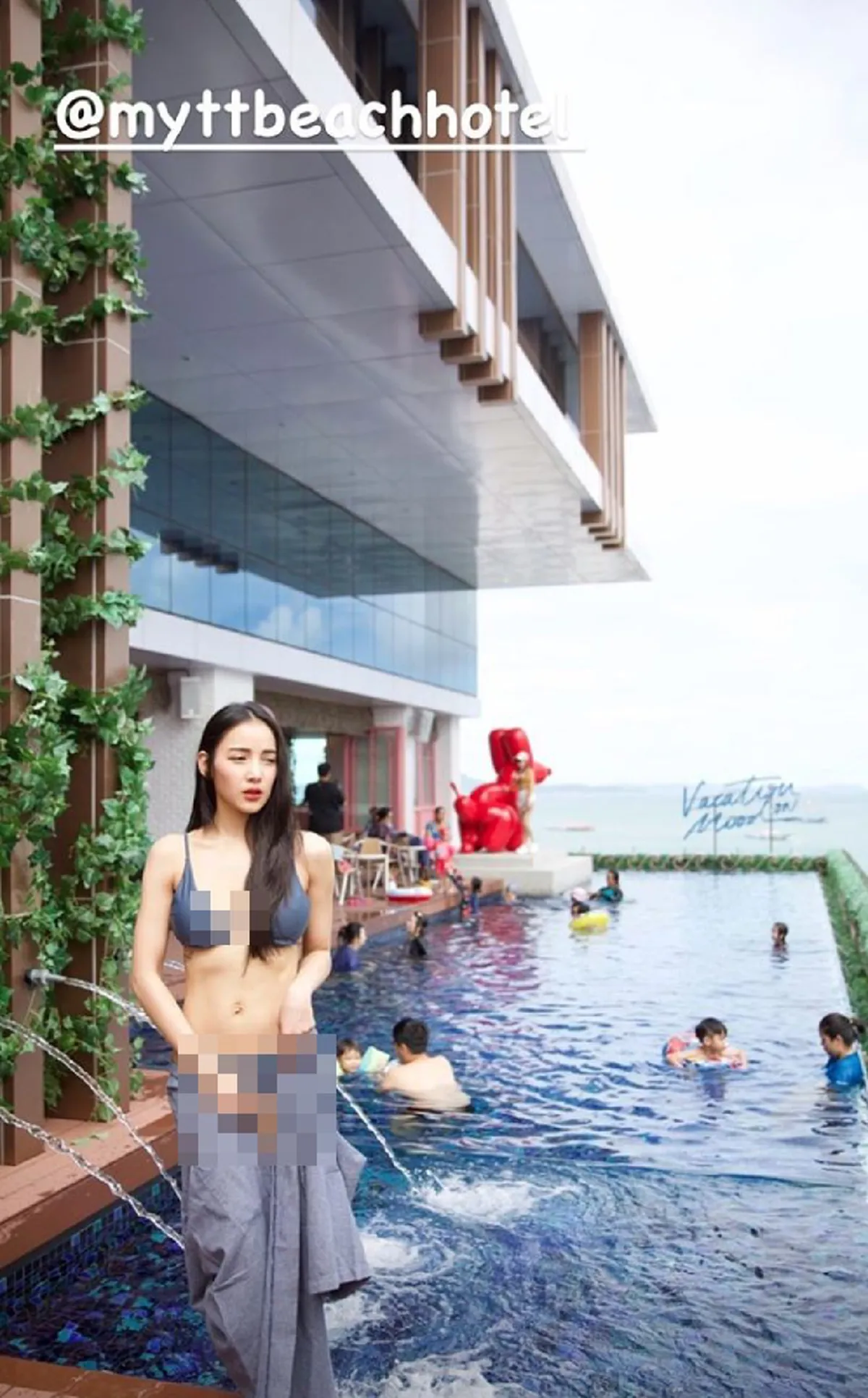 แพท ณปภา ไม่สนข่าวเม้าท์ ใส่บิกินี่โชว์แซ่บตอกหน้าชาวเน็ต จน โอ๊ต ปราโมทย์ อดใจไม่ไหวถึงกับโผล่คอมเม้นต์ทันที