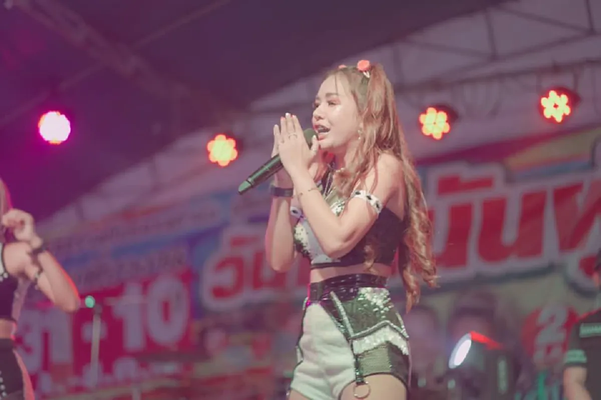 เจนนี่ ได้หมดถ้าสดชื่น เคลื่อนไหวโพสต์เดือดกลางโซเซียล หลังมีข่าวลือเก็บลิขสิทธิ์ย้อนหลังเด็กในค่าย ใครร้องต้องจ่าย