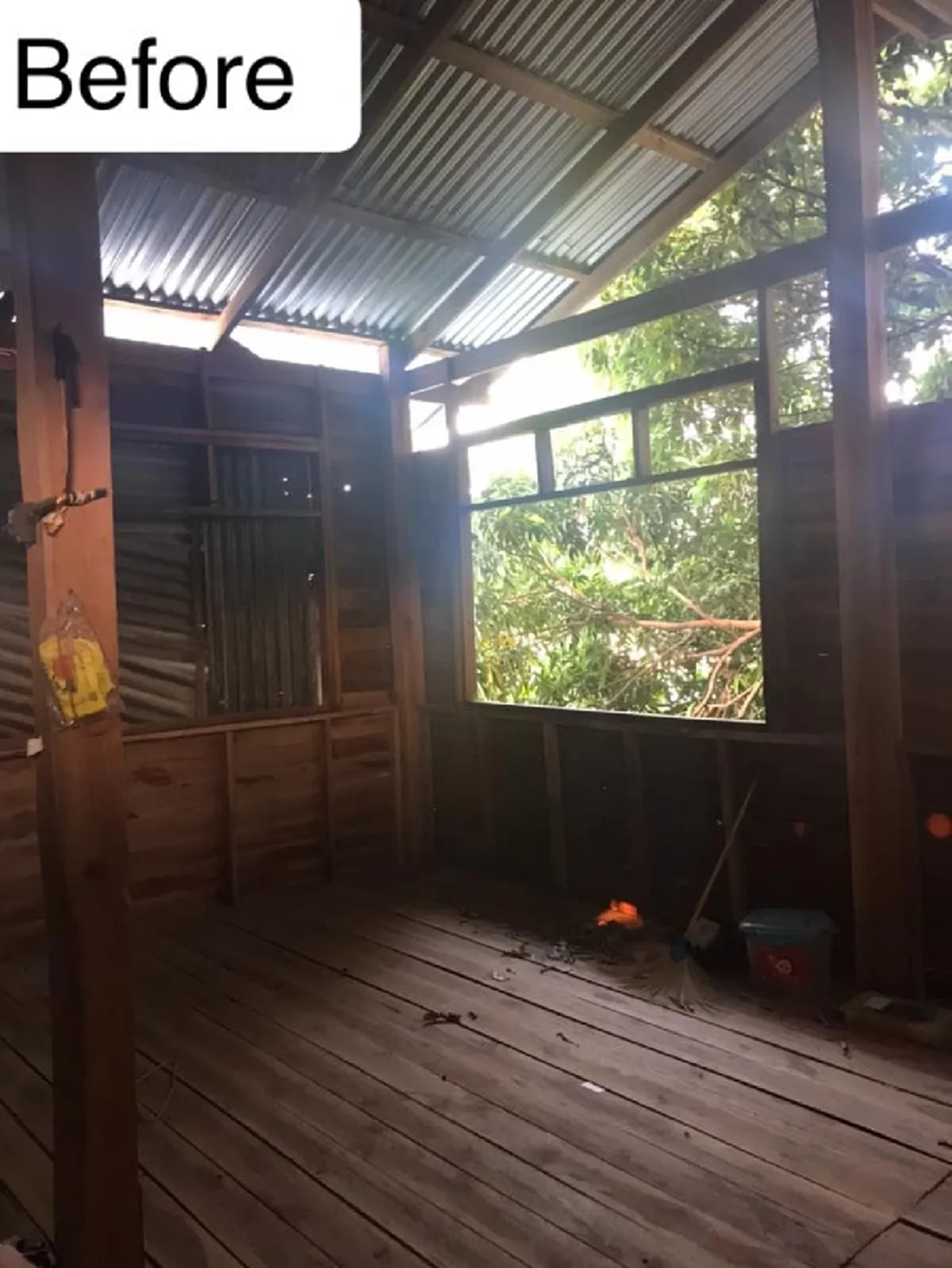 สาวแปลงโฉมห้องนอนบ้านไม้สุดแสนธรรมดา ให้กลายเป็นห้องนอนสุดสวย ด้วยงบไม่ถึง 6,000