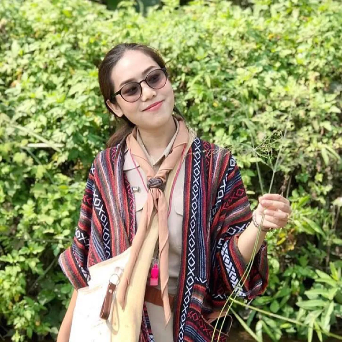 เปิดชีวิตครูอุ้ม  นางฟ้าของเด็กๆบนดอย แม้ดีกรีปริญญาเอก แต่เลือกไปสอนนักเรียนในถิ่นทุรกันดาร