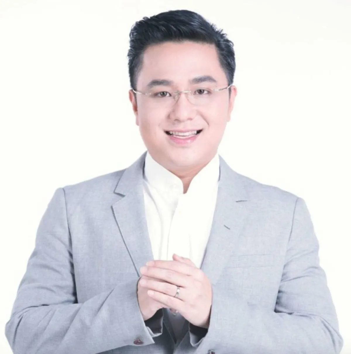 "หมอช้าง" ผ่าชะตา 2 ราศี เผยชีวิตฟ้าหลังฝน ข่าวดีเรื่องงานรออยู่
