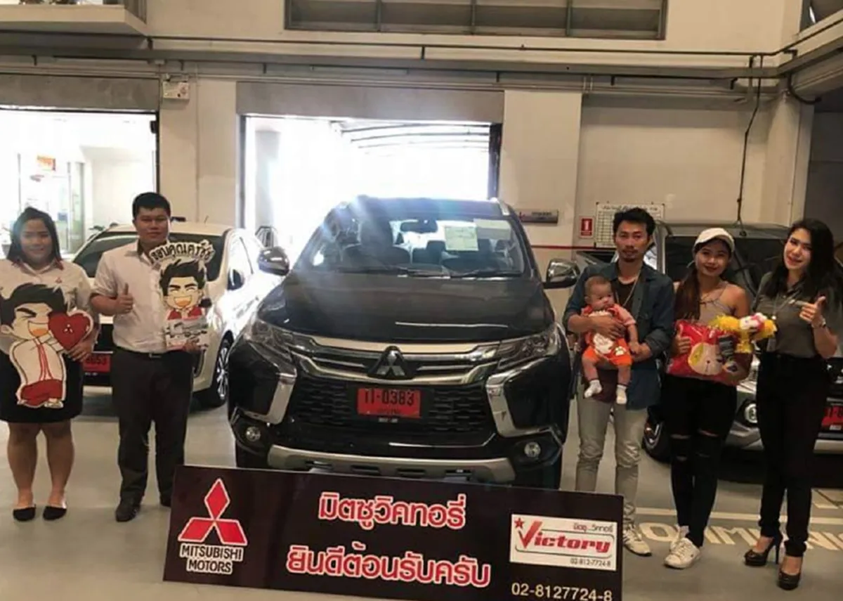 สาวเล่าเส้นทางชีวิต จากเสื้อผืนหมอนใบ สู่เจ้าของร้านหมูทอดพารวย ที่มีพร้อมทุกอย่าง