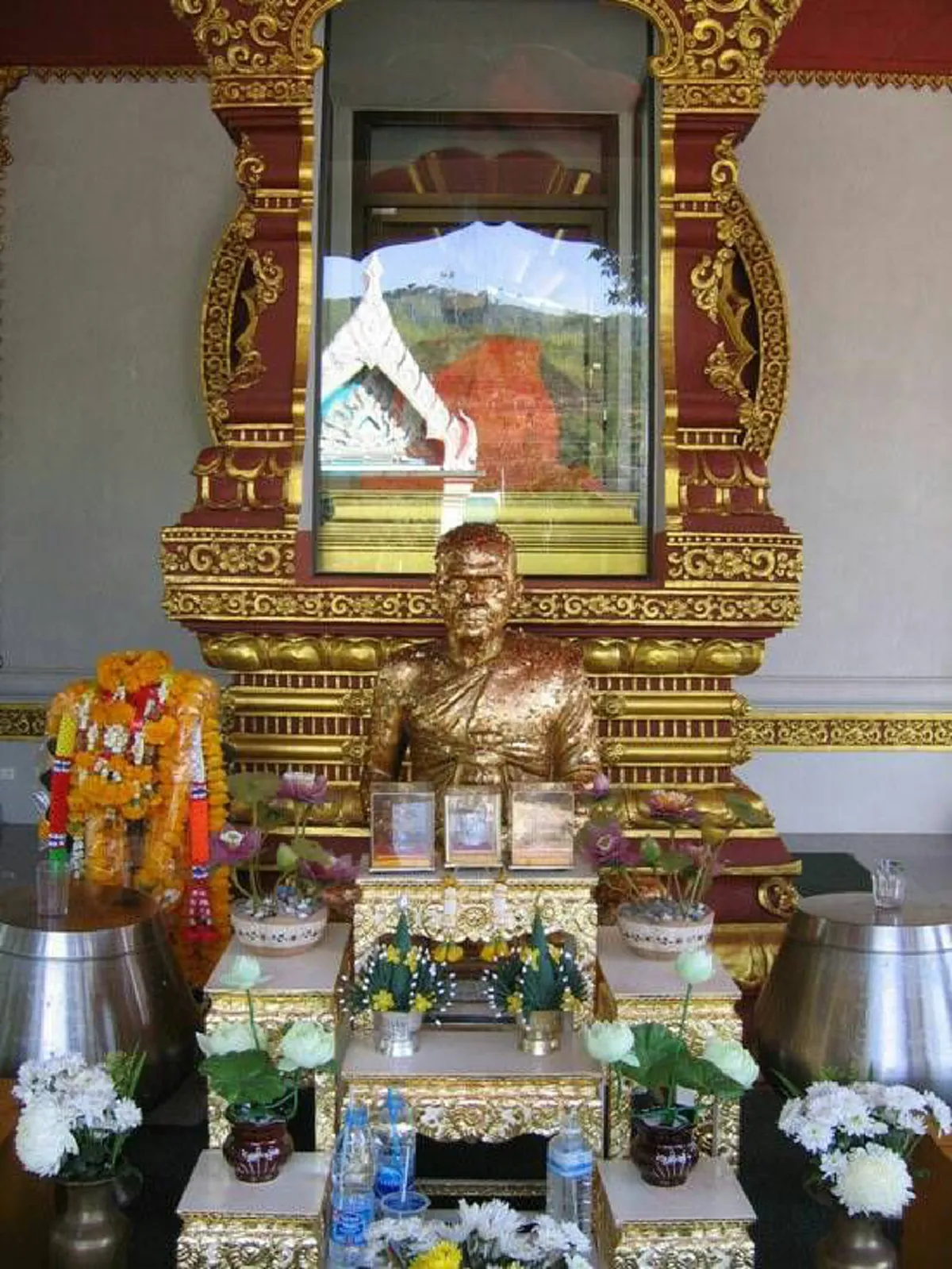 ปาฏิหาริย์ "หลวงพ่อแดง"(เขาโป๊ะ) เกจิดังเกาะสมุย ละสังขารในท่านั่งสมาธิกว่า40ปี จนเป็นที่ขนานนามว่า มัมมี่เมืองไทย!!