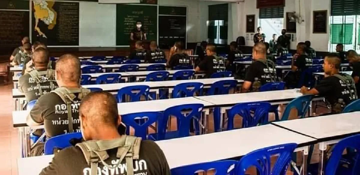 เหล่าทหารใหม่ ร่ำไห้ด้วยความสุข โทรกลับหาคนทางบ้าน แค่ได้ยินเสียงก็มีแรงใจฝึก