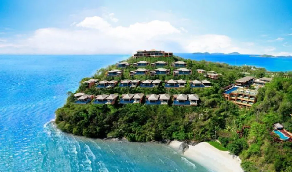 ทำความรู้จัก "ปลาวาฬ อิสสระ" ไฮโซหนุ่มหมื่นล้าน เจ้าของ โรงแรมสุดหรูย่านภูเก็ต