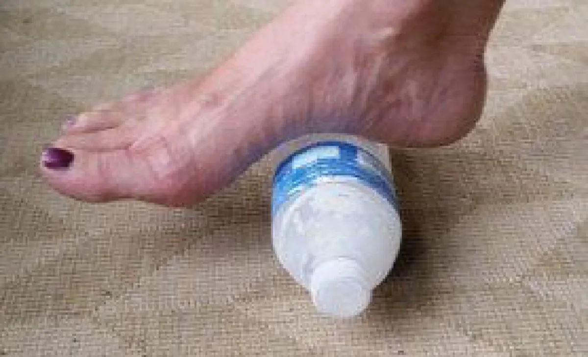 เทคนิคแก้ปัญหา เจ็บส้นเท้า ฝ่าเท้า ในตอนเช้าที่ลุกขึ้นยืน พร้อมวิธีป้องกันไม่ให้เป็นอีก