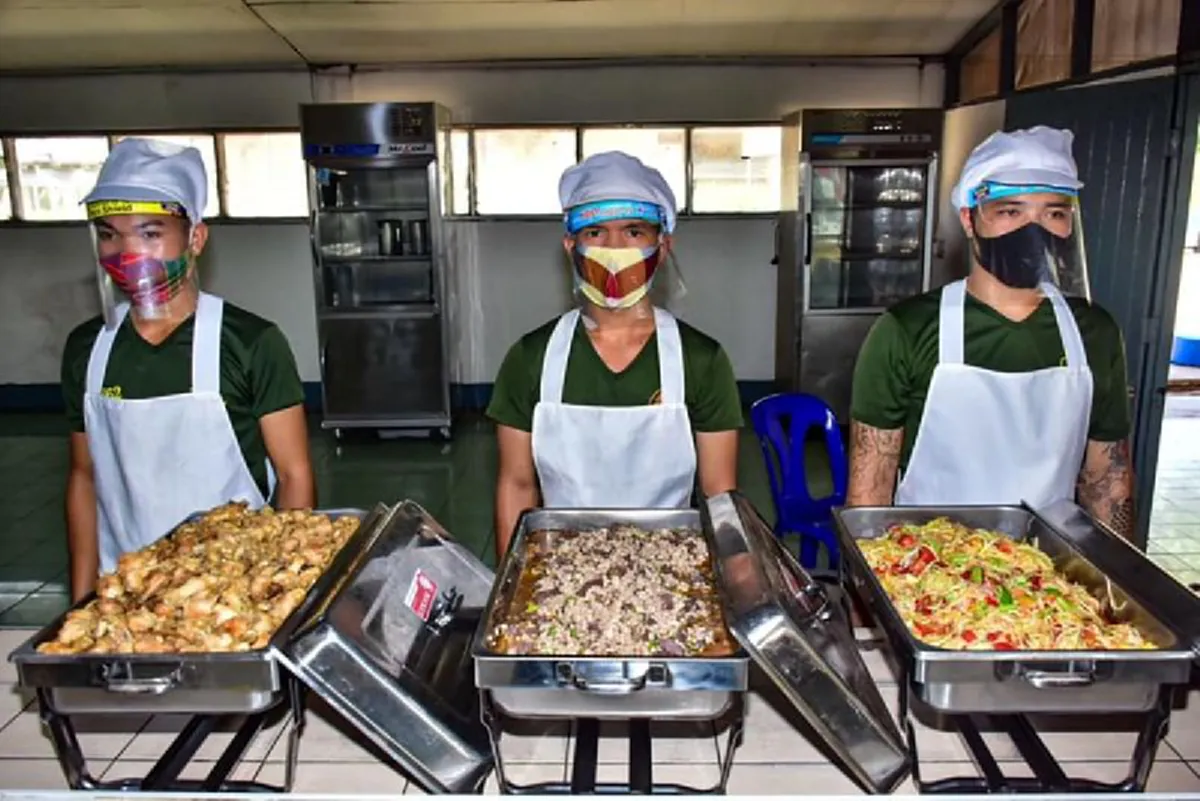 ไม่ธรรมดา เปิดภาพบุฟเฟ่ต์ อาหารสุดน่าทาน กองทัพจัดให้ต้อนรับทหารเกณฑ์ ปี 63