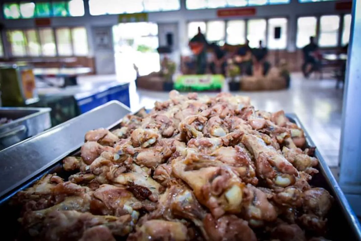 ไม่ธรรมดา เปิดภาพบุฟเฟ่ต์ อาหารสุดน่าทาน กองทัพจัดให้ต้อนรับทหารเกณฑ์ ปี 63