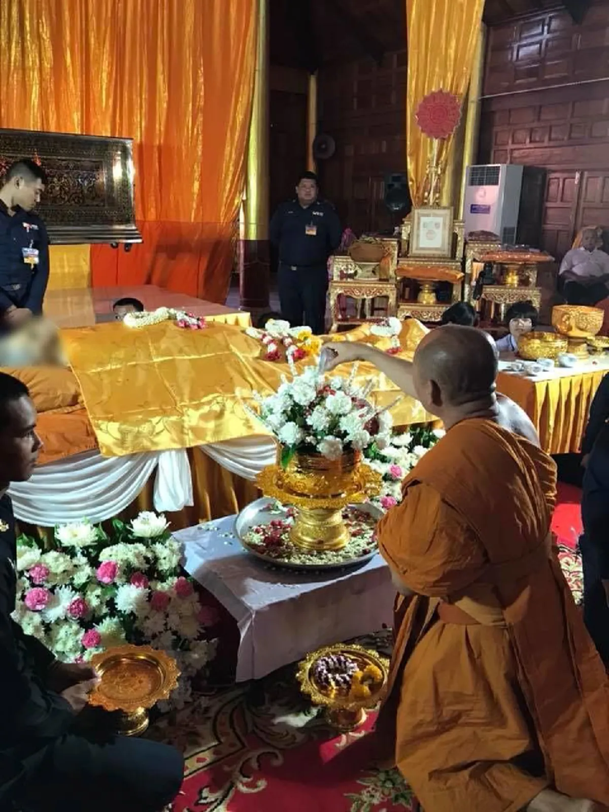 สิ้นร่มโพธิ์แห่งสิงหนคร!! "หลวงพ่อฉาบ" วัดศรีสาคร ละสังขาร สิริอายุ 89 ปี ... "สมเด็จพระเจ้าอยู่หัว" โปรดเกล้าฯ พระราชทาน น้ำหลวงอาบศพ!!