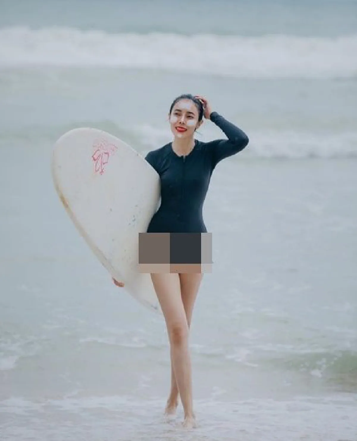 ยุวเรต ภรรยาคุณ สันต์ ศรุตานนท์ อวดหุ่นแซ่บในชุดบิกินี่-วันพีช สุดแซ่บ หลังไปพักผ่อนที่ทะเล