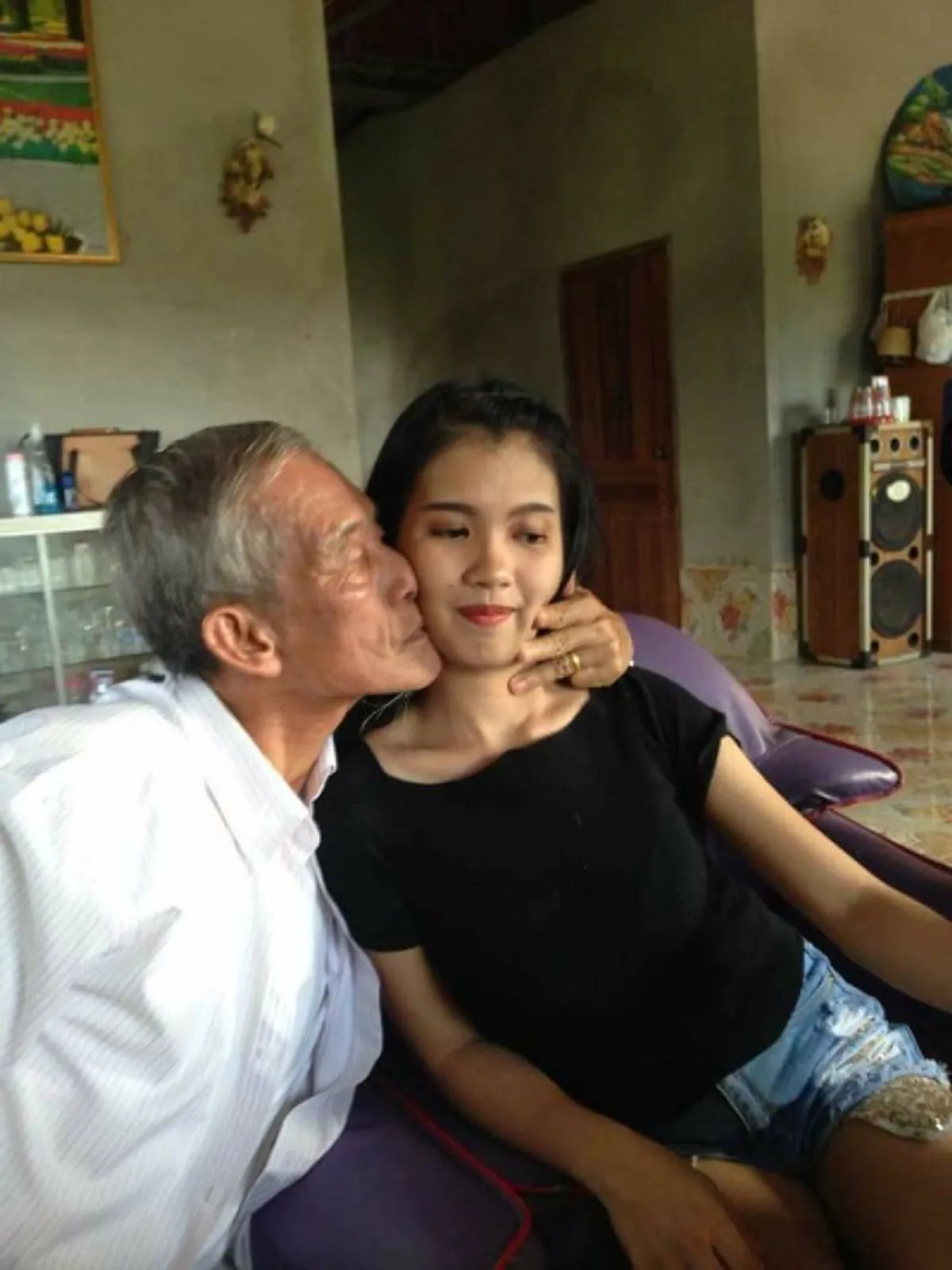 อดสงสารไม่ได้ เหตุผลชายชรา เลิกเมียคราวลูก ฟังแล้วสงสารไม่น่าแต่งเข้าบ้านตั้งแต่แรก