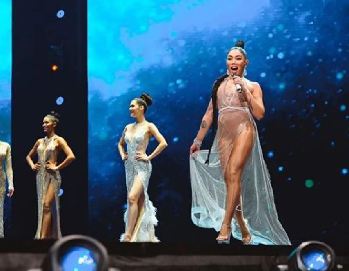 ย้อนชมชุดซีทรูเว้าลึก "ดา เอ็นโดรฟิน" ที่แย่งซีนนางงามบนเวที MUT2020