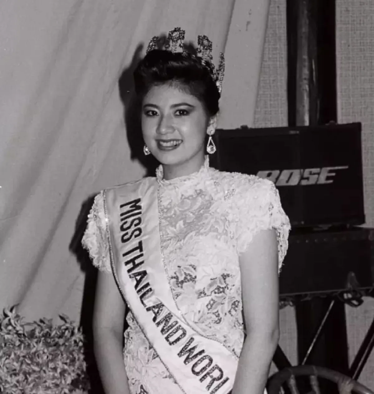 ย้อนวินาที จุ๋ม แสงระวี อดีตนางงามไทย โดนกระชากมงกุฎกลางเวทีระดับโลก จนอับอายแทบมุดดินหนี