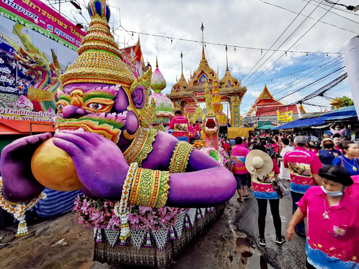 โค้งสุดท้าย ส่องชัดๆเลขทะเบียนรถพิธีแห่หลวงพ่อโตทางบก ในงานประเพณีรับบัววัดบางพลีใหญ่ใน